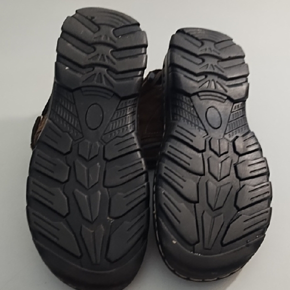 Brown Sandals with Adjustable 3 Velcro Straps - Picture 5 of 13